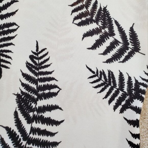 Kate Hill White Cardigan with Black Fern Leaves Imprints. Size S - Picture 5 of 13